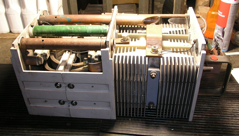 Moduł falownika napędowego lokomotywy DE 6400 Moduł falownika napędowego lokomotywy DE 6400